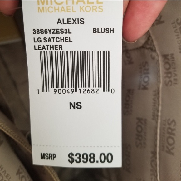 New Michael Kors Blush Satchel. - Picture 7 of 7